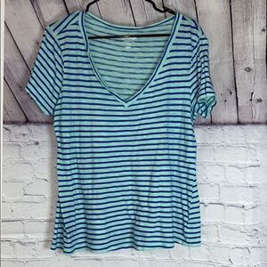 Old Navy V neck tee shirt *Sale*